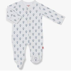 NWT Magnetic Me Footie